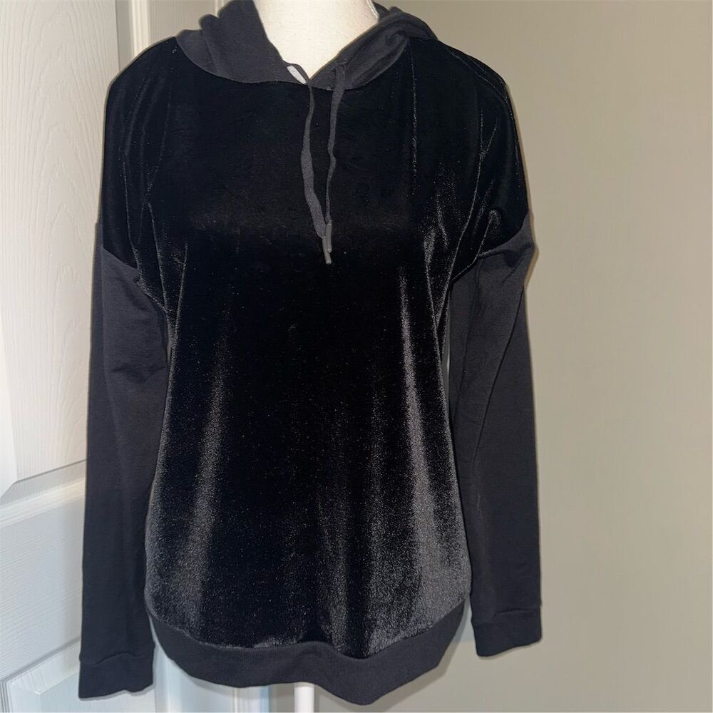 Beyond Yoga Women's Black Shine On Velvet Pullover Hoodie Size S Athleisure